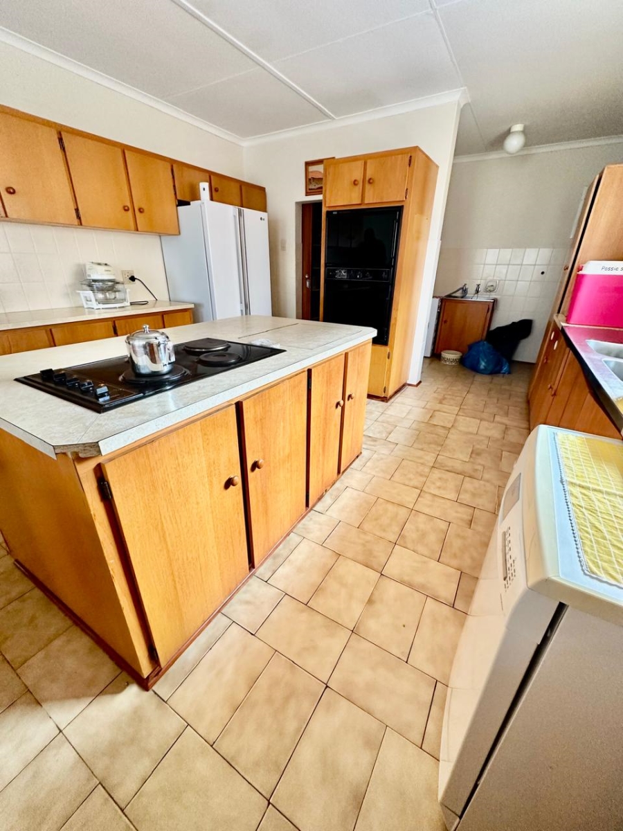 4 Bedroom Property for Sale in Bayview Western Cape